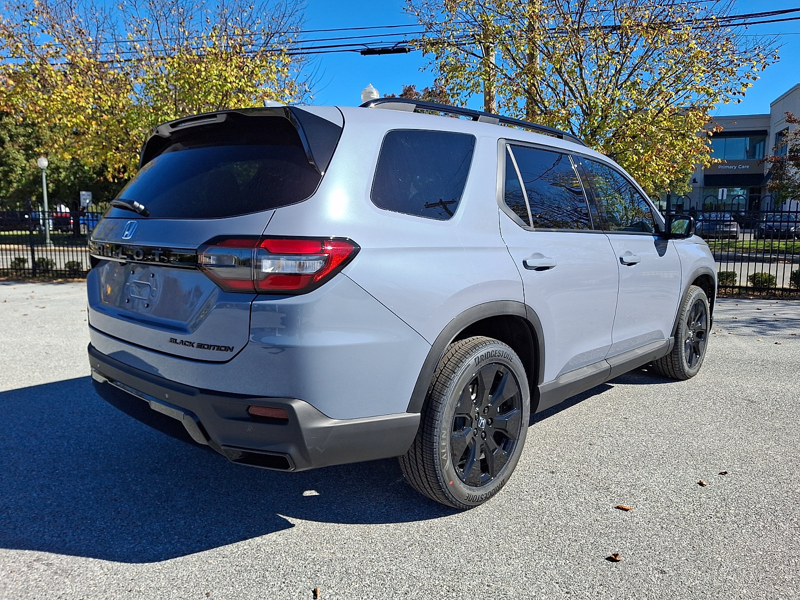 New 2026 Honda Pilot Black Edition image 4