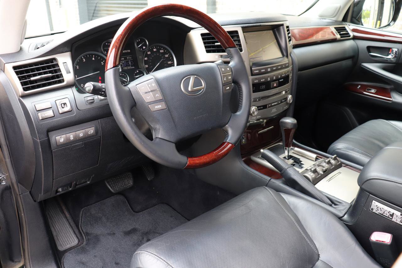 Used 2015 Lexus LX 570 4WD image 56