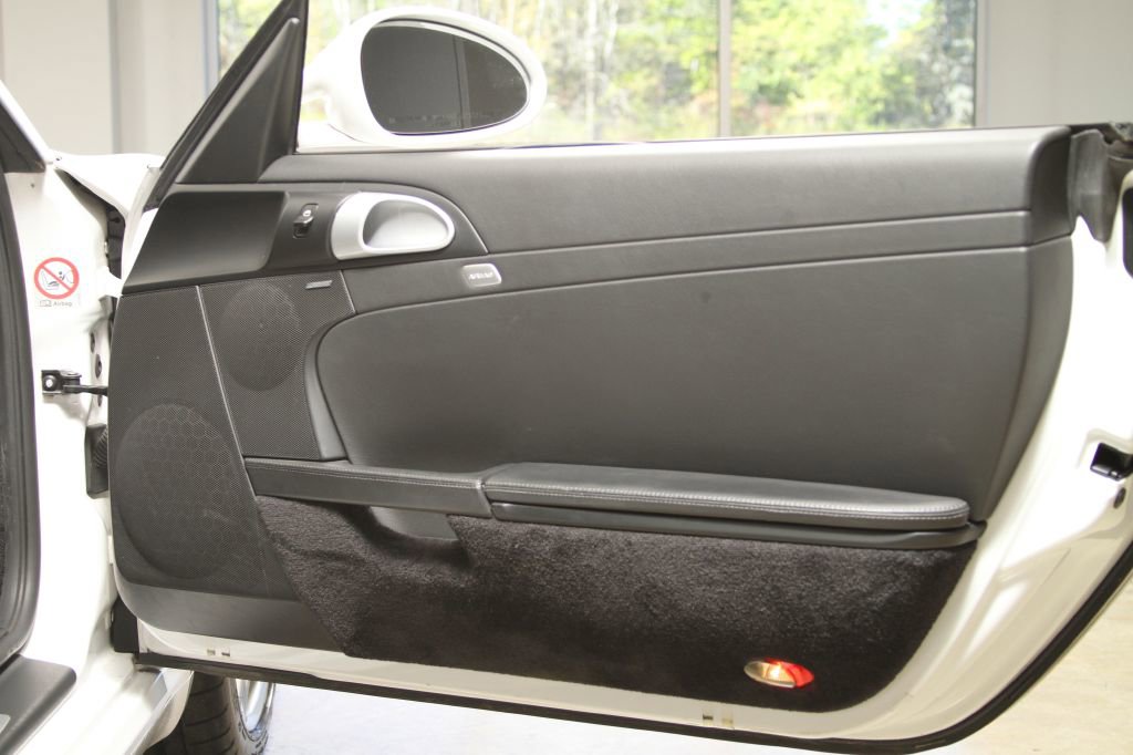 Used 2009 Porsche Cayman S image 38