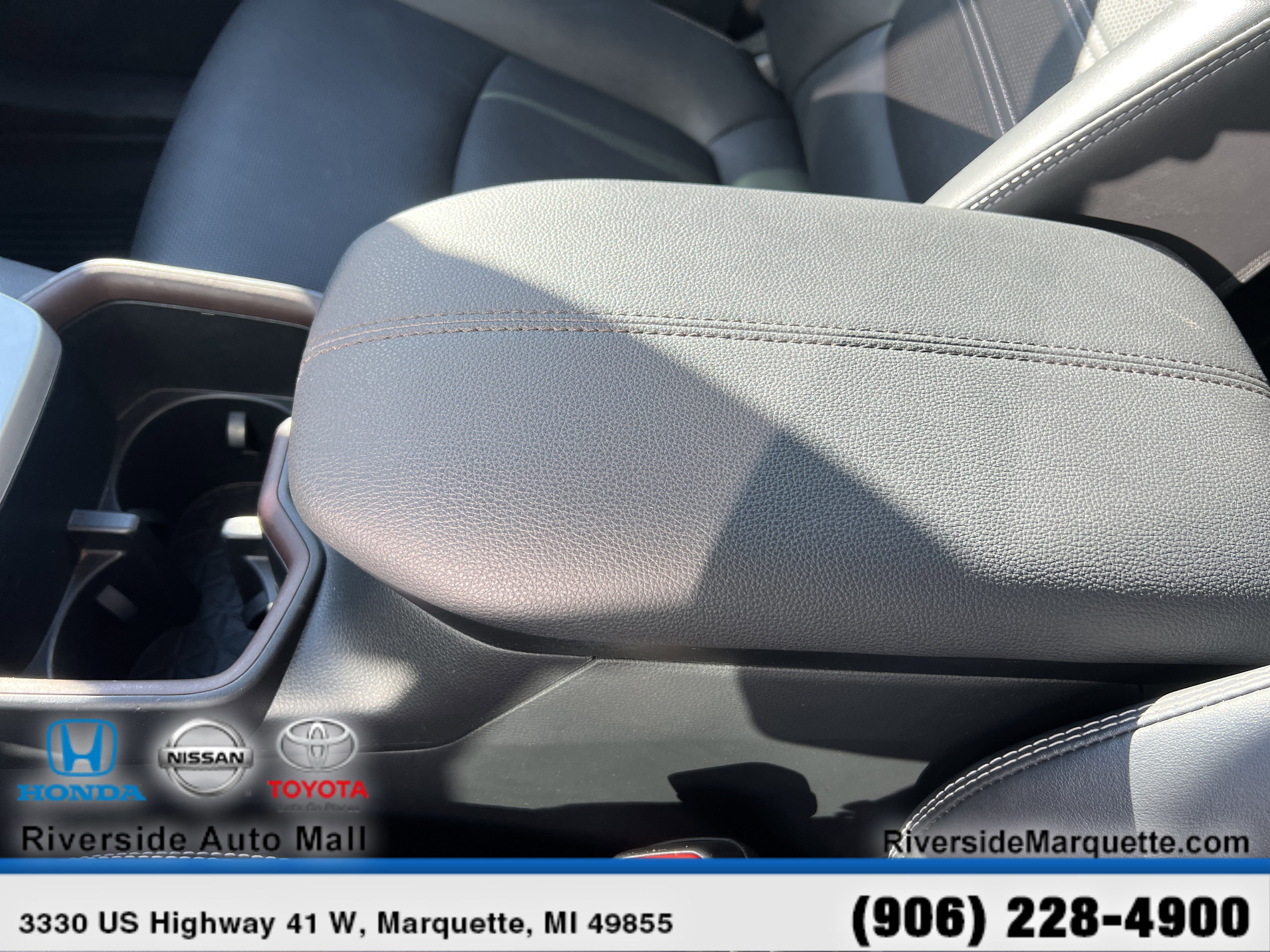 Used 2023 Toyota RAV4 Limited image 20