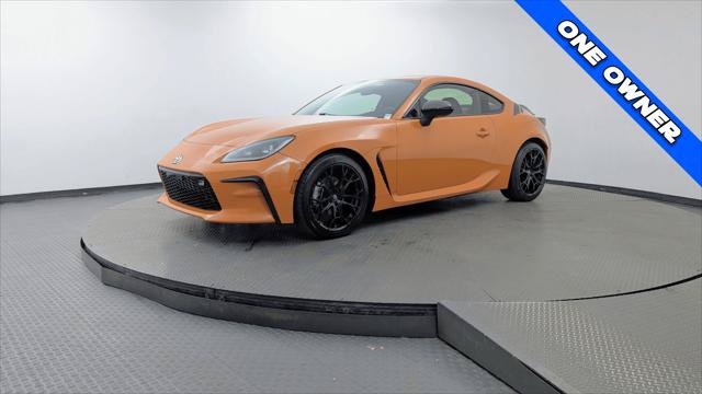 Used 2023 Toyota GR86 10th Anniversary SE RWD image 2