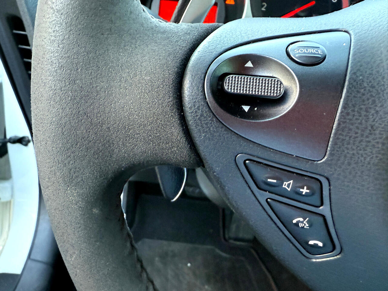 Used 2020 Nissan 370Z Coupe image 22