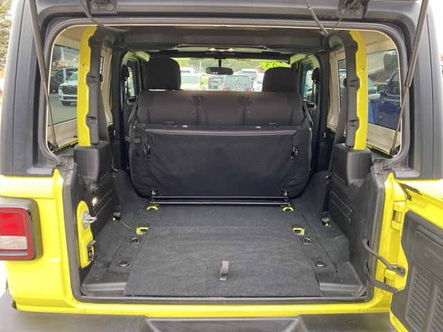 Certified 2023 Jeep Wrangler Willys image 6