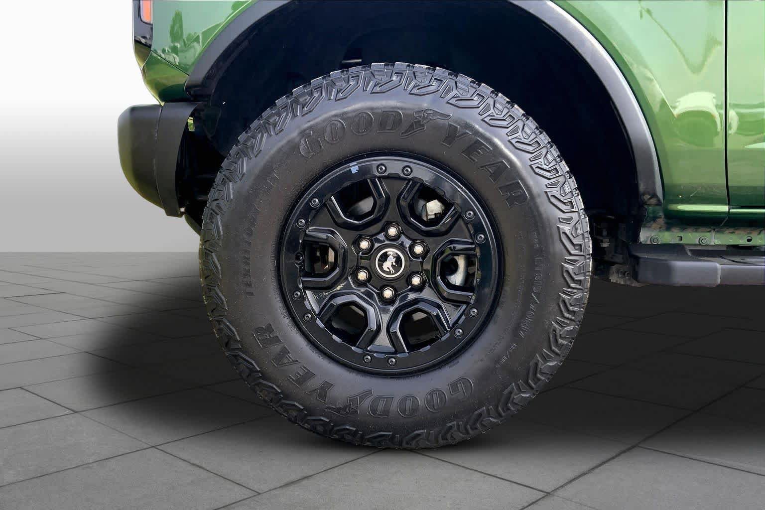 Used 2023 Ford Bronco Wildtrak AWD/4WD image 11