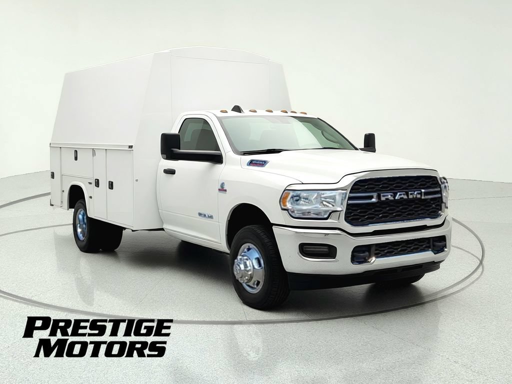 Used 2021 RAM 3500 Tradesman w/ Chrome Appearance Group RWD image 2