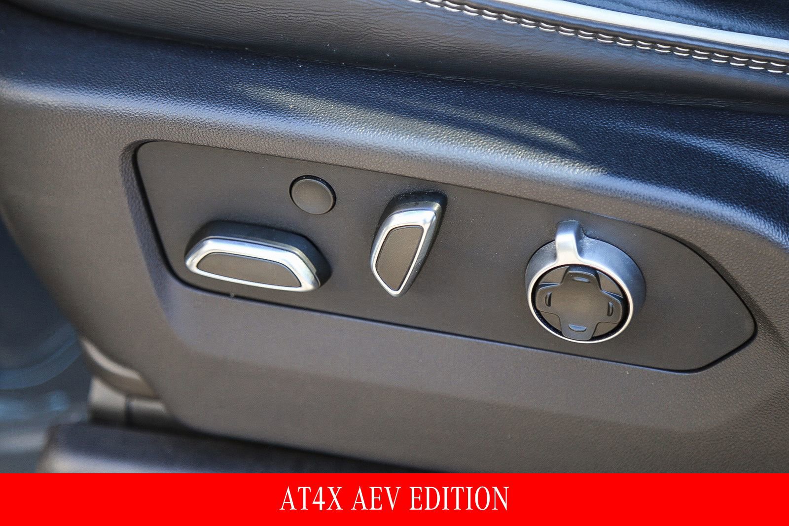Used 2024 GMC Sierra 2500 AT4X w/ AT4X AEV Edition AWD/4WD image 20