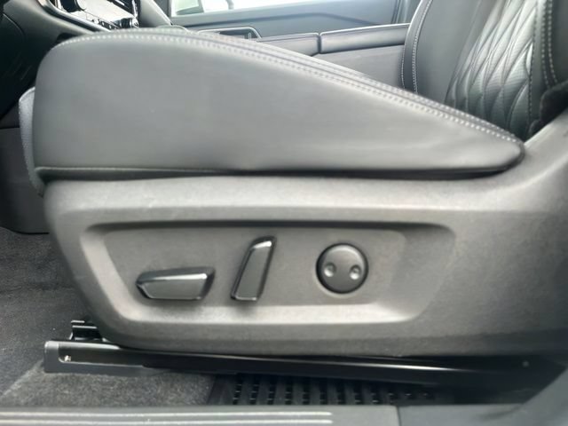 Certified 2024 Nissan Rogue Platinum AWD/4WD image 11