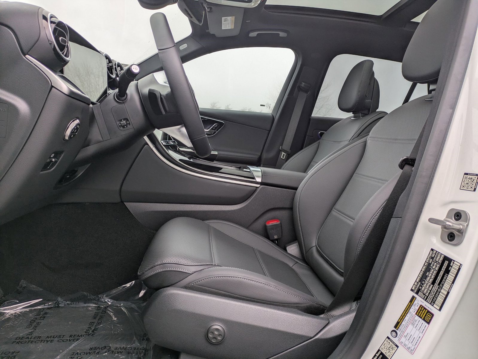 Certified 2026 Mercedes-Benz GLC 300 4MATIC image 17