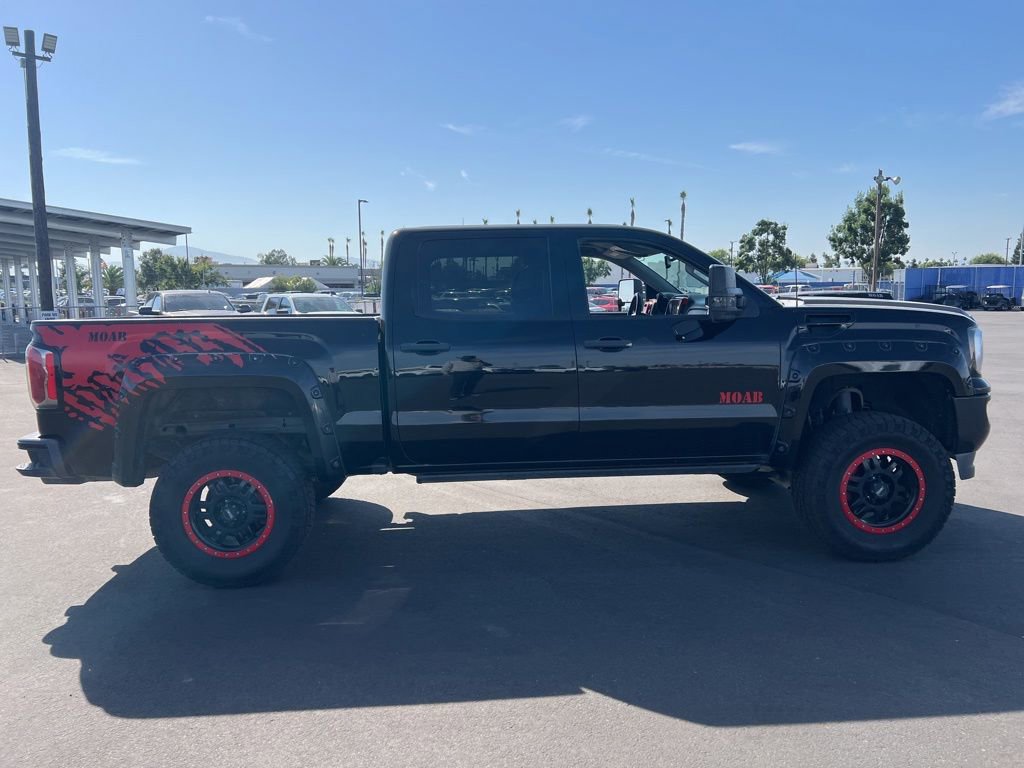Used 2016 GMC Sierra 1500 SLT w/ SLT Preferred Package AWD/4WD image 4