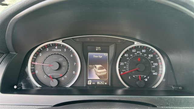 Used 2015 Toyota Camry SE FWD image 18