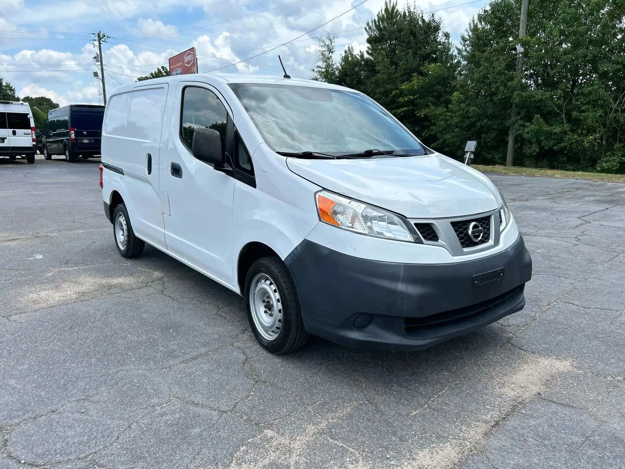 Used 2017 Nissan NV200 S w/ Back Door Glass Package image 4