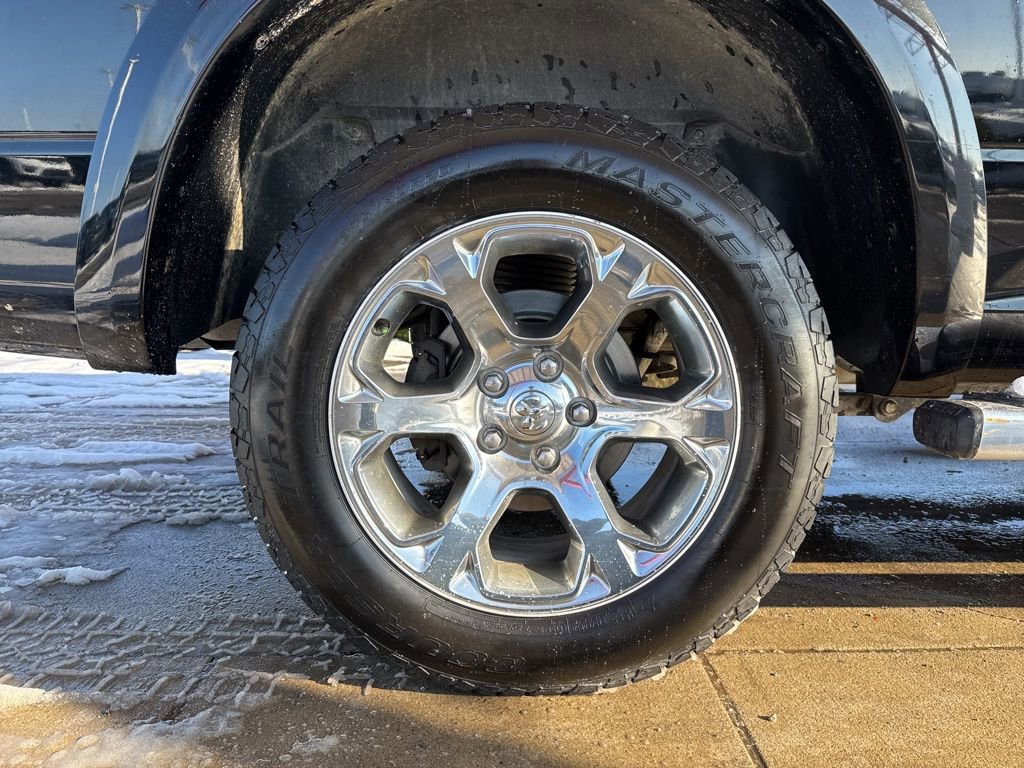 Used 2015 RAM 1500 Laramie w/ Convenience Group image 28