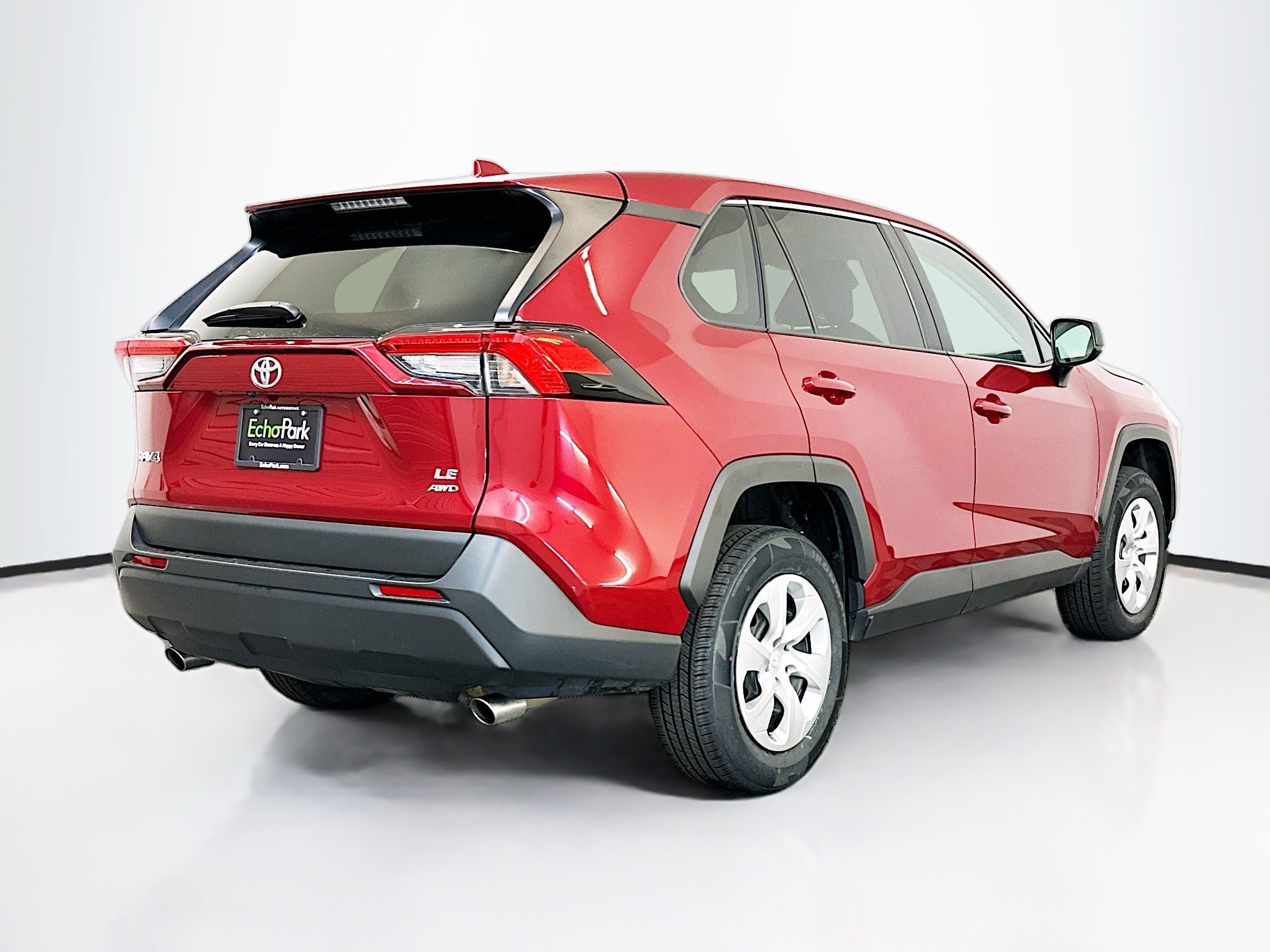 Used 2024 Toyota RAV4 LE image 9