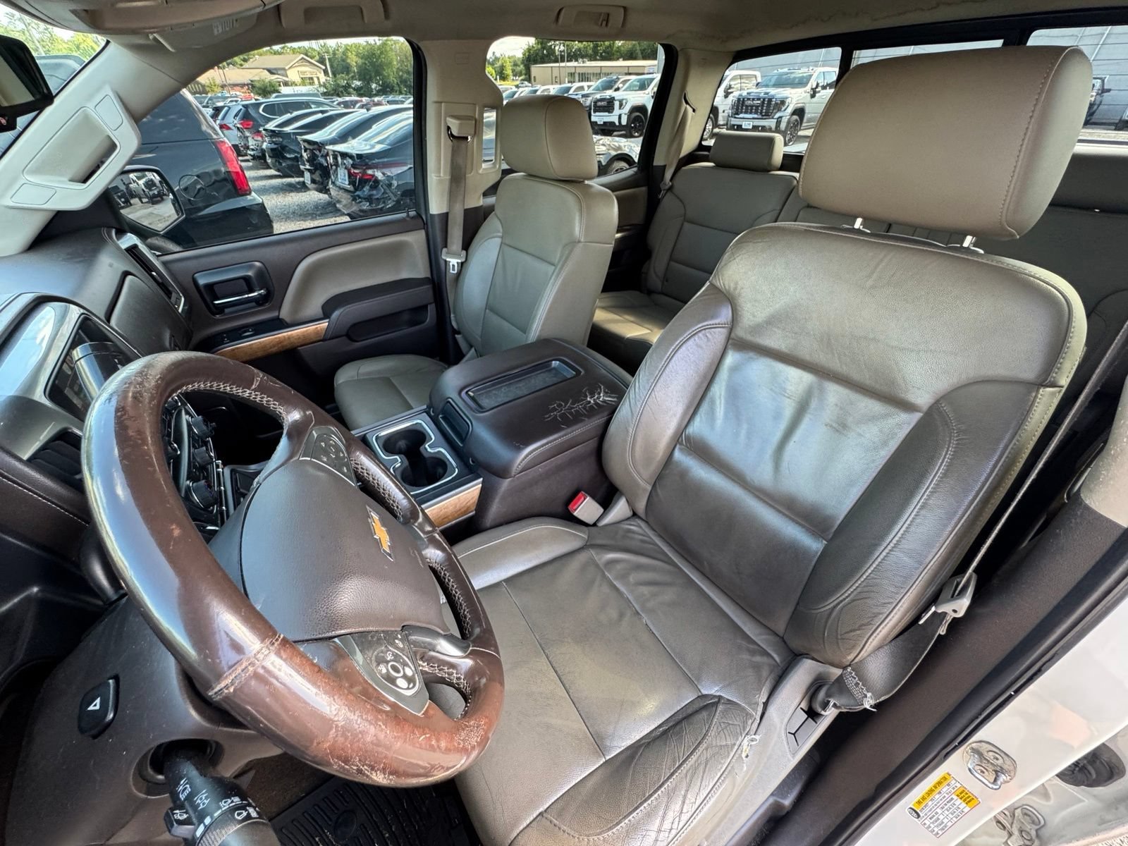 Used 2015 Chevrolet Silverado 1500 LTZ w/ LTZ Plus Package AWD/4WD image 16