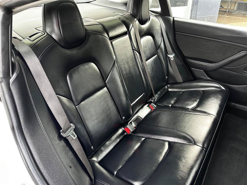 Used 2018 Tesla Model 3 Long Range RWD image 24