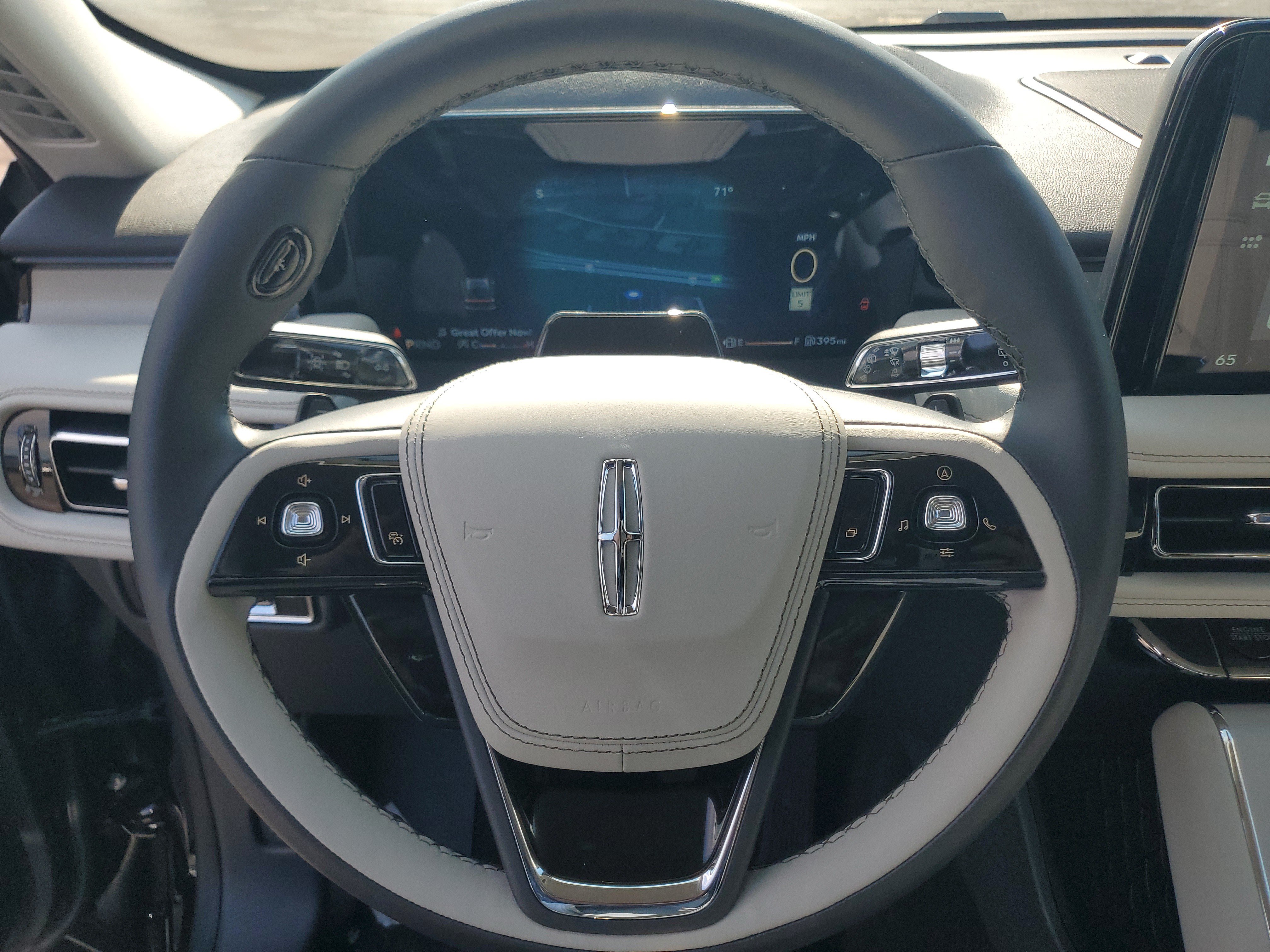 New 2027 Lincoln Aviator Reserve w/ Jet Appearance Package AWD/4WD image 14