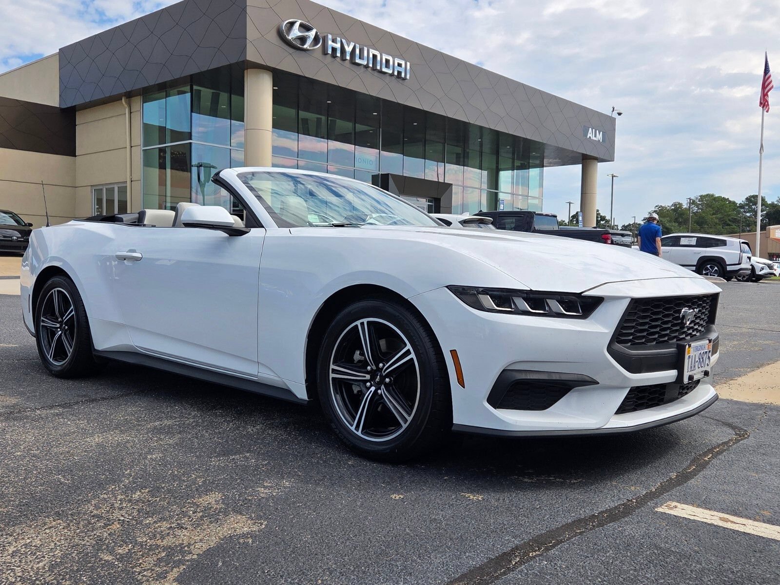 Used 2024 Ford Mustang Premium RWD image 1