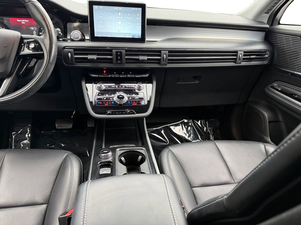 Used 2020 Lincoln Corsair AWD w/ Equipment Group 101A image 11