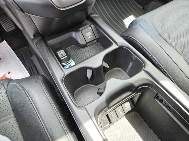 Used 2017 Honda CR-V Touring image 20