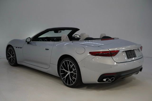 New 2026 Maserati GranCabrio Modena image 5