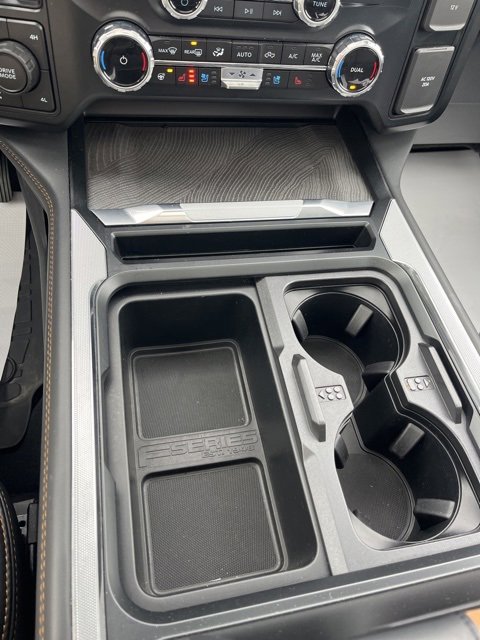 Used 2024 Ford F250 Platinum image 21