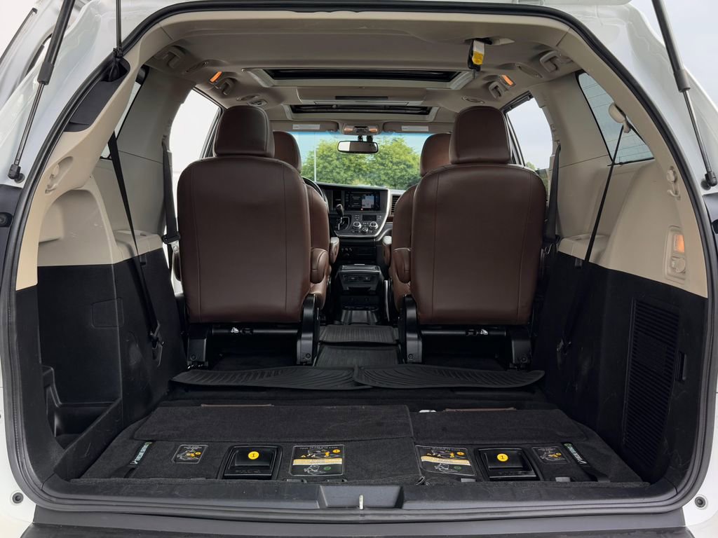 Certified 2017 Toyota Sienna Limited Premium AWD/4WD image 22