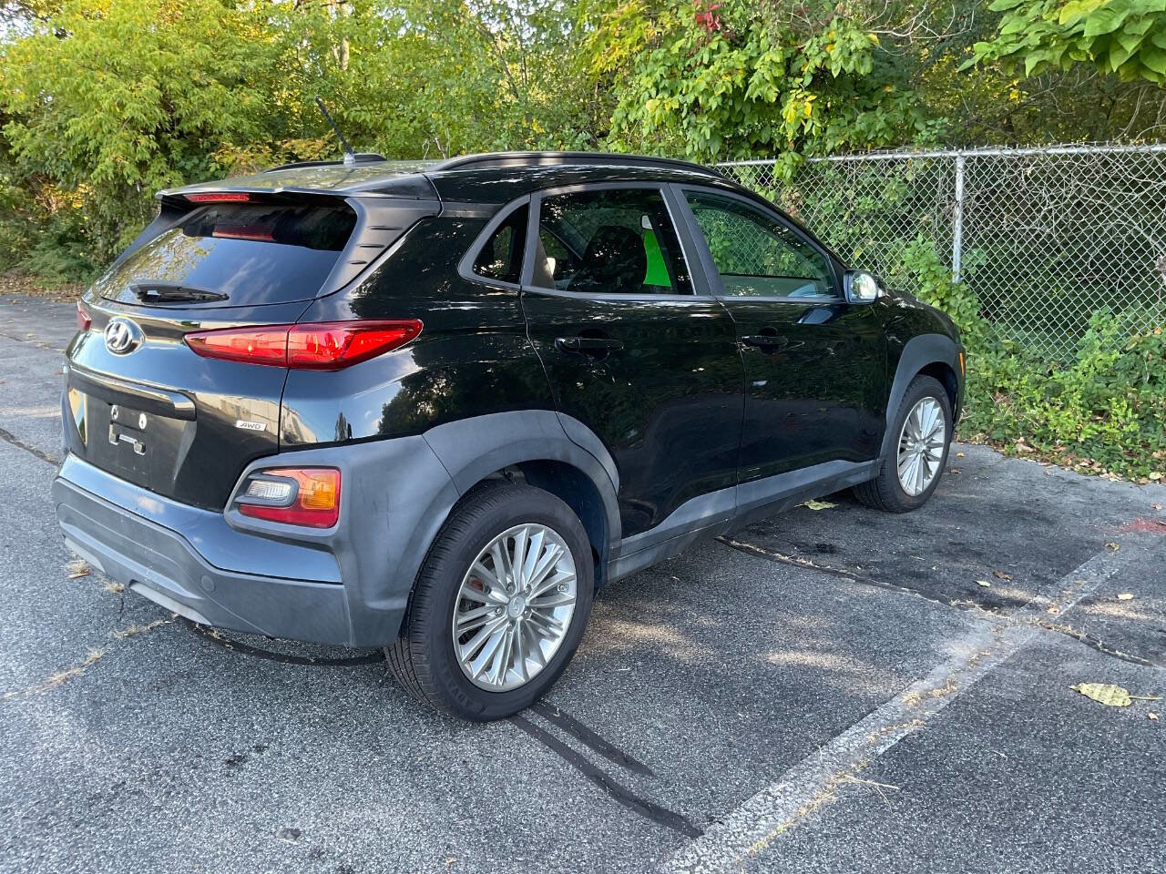 Used 2018 Hyundai Kona SEL image 8