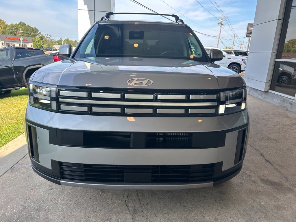 Used 2025 Hyundai Santa Fe SEL FWD image 3