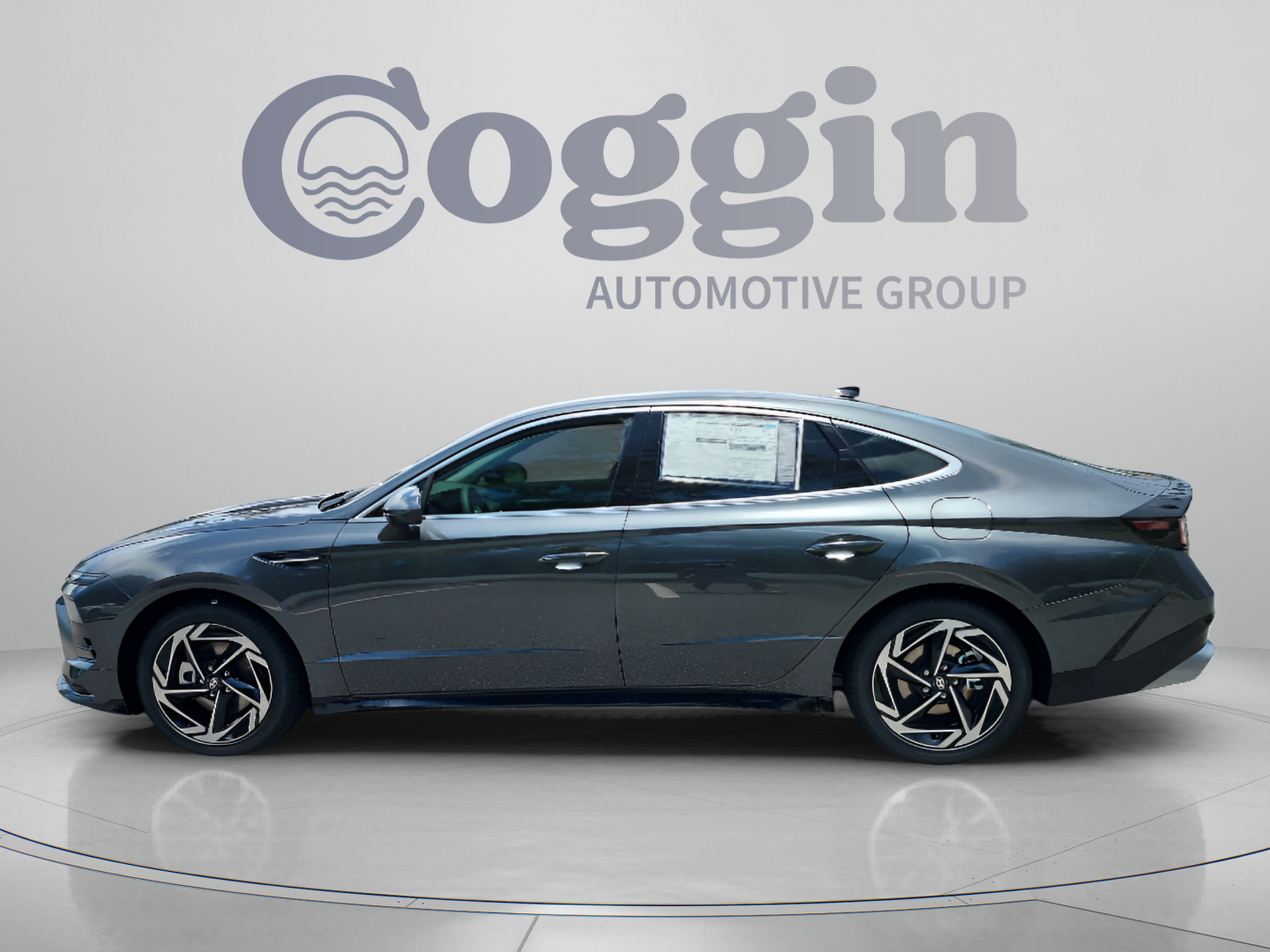 New 2026 Hyundai Sonata SEL FWD image 2