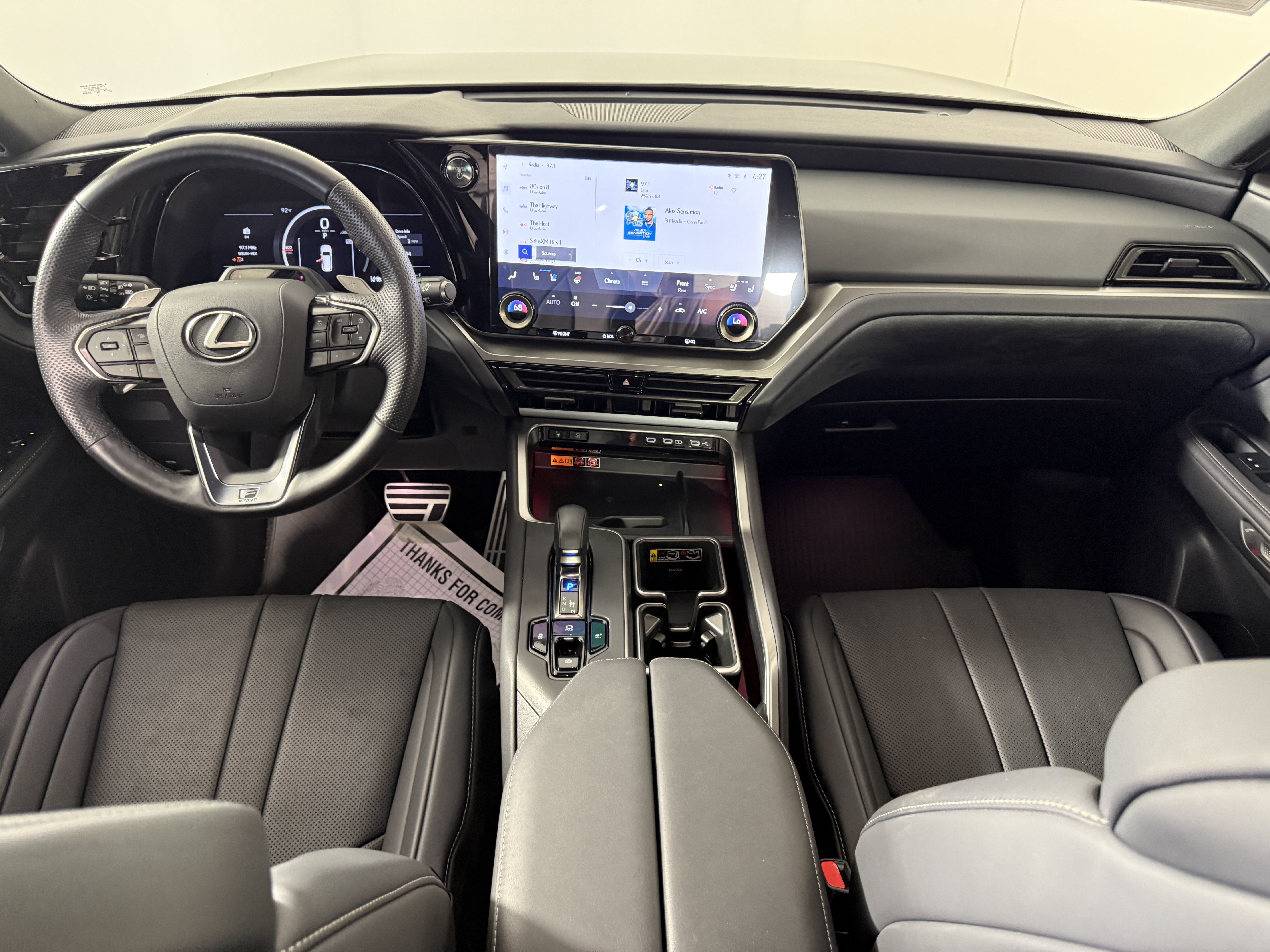 Used 2025 Lexus TX 500h AWD w/ Technology Package image 9