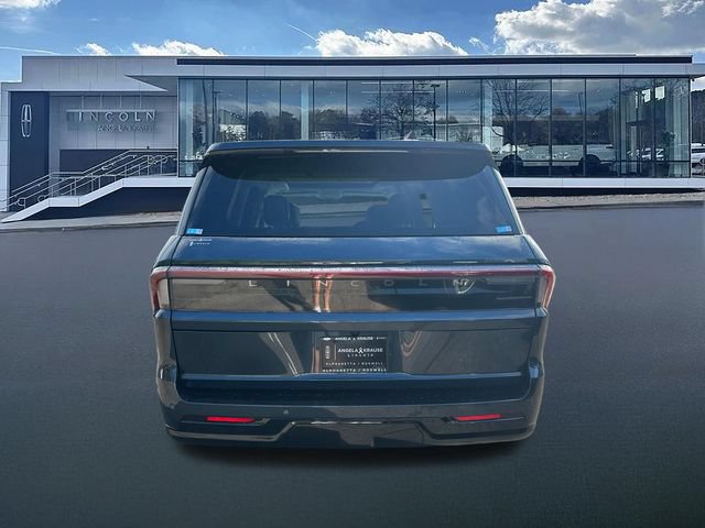 New 2026 Lincoln Navigator Reserve AWD/4WD image 7