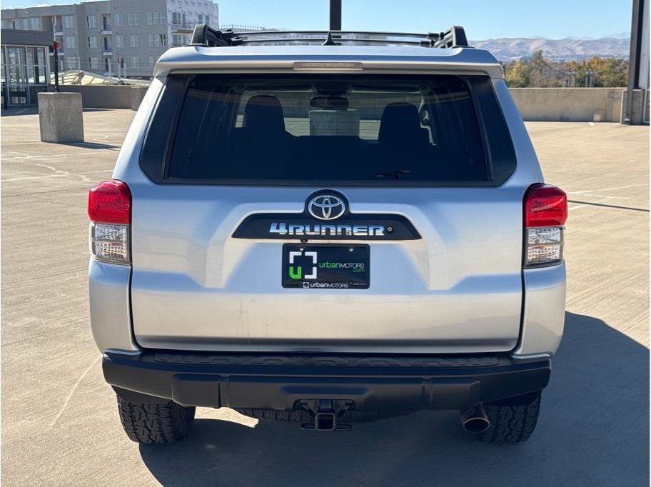 Used 2010 Toyota 4Runner Trail image 7