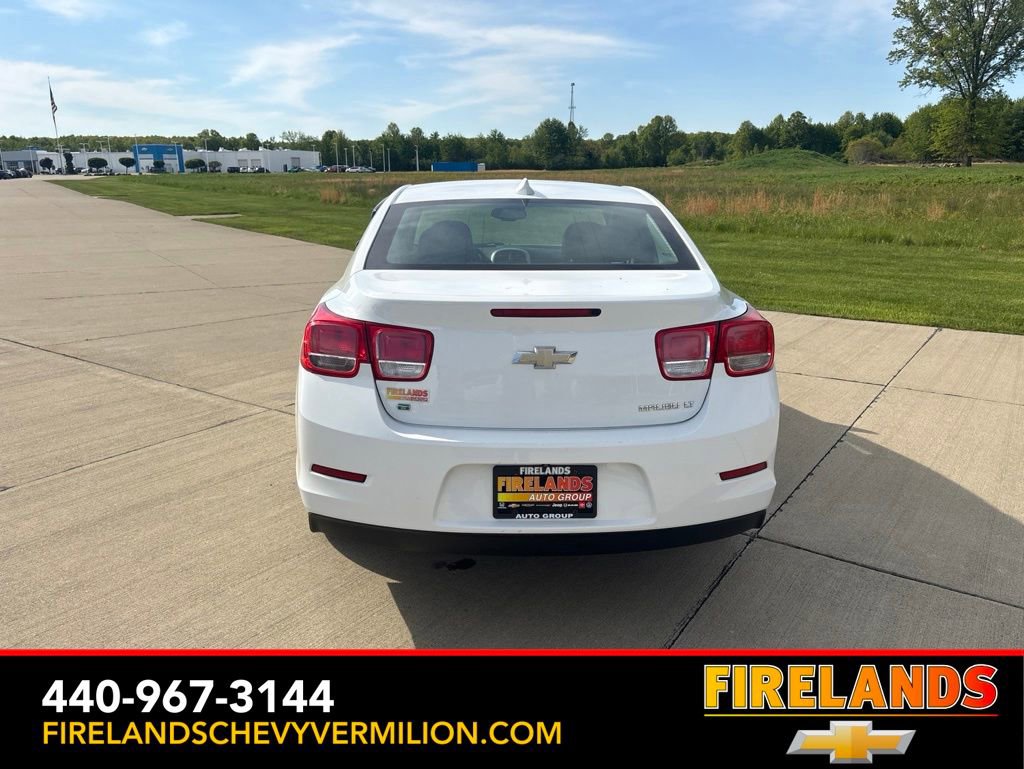 Used 2015 Chevrolet Malibu LT w/ Power Convenience Package FWD image 4