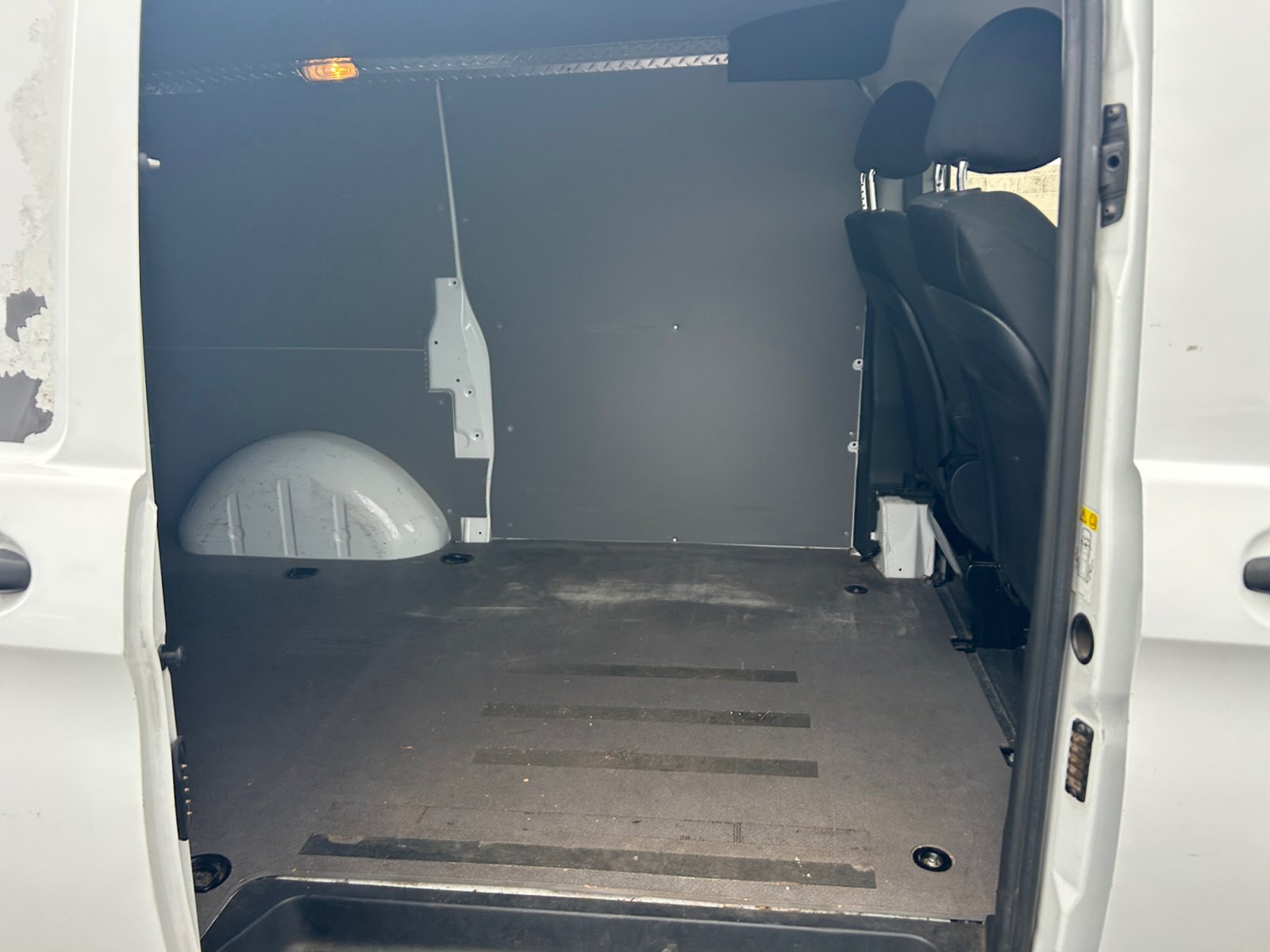 Used 2021 Mercedes-Benz Metris image 30