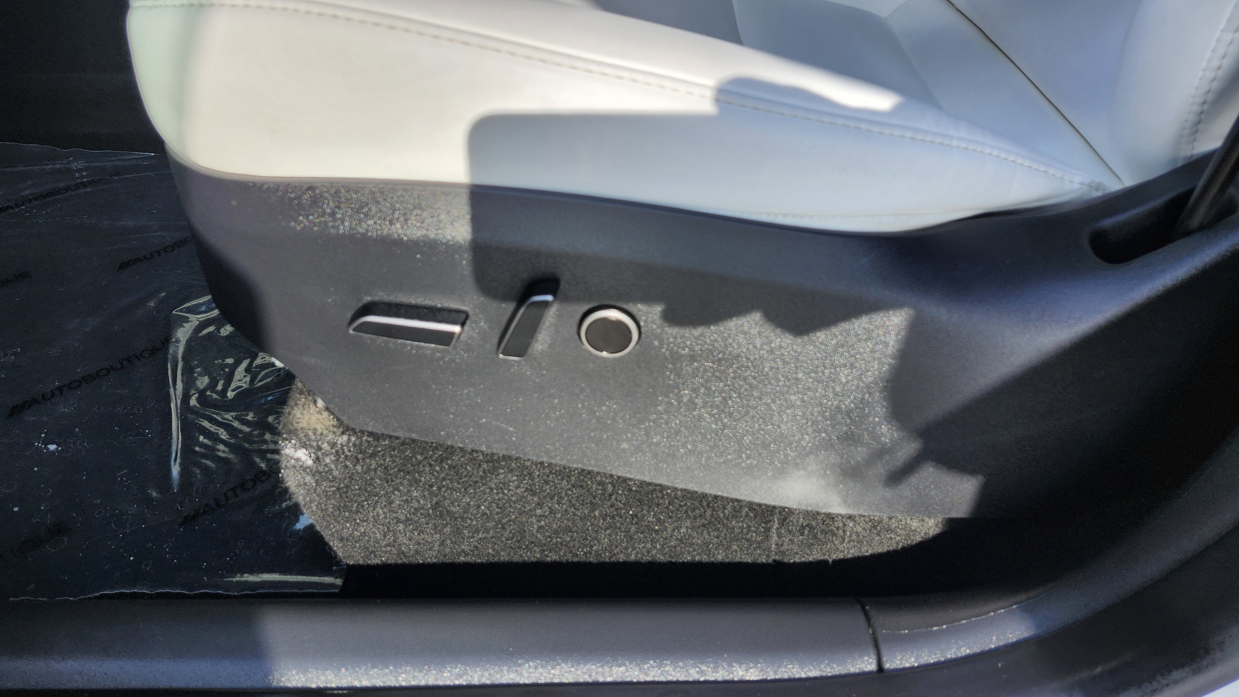 Used 2023 Tesla Model Y Long Range image 25