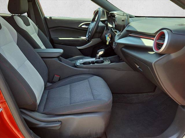 Used 2024 Chevrolet Trax RS w/ Driver Confidence Package FWD image 20