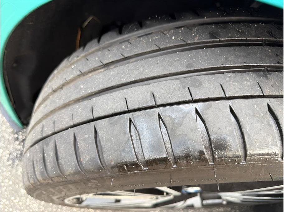 Used 2017 BMW i8 image 18