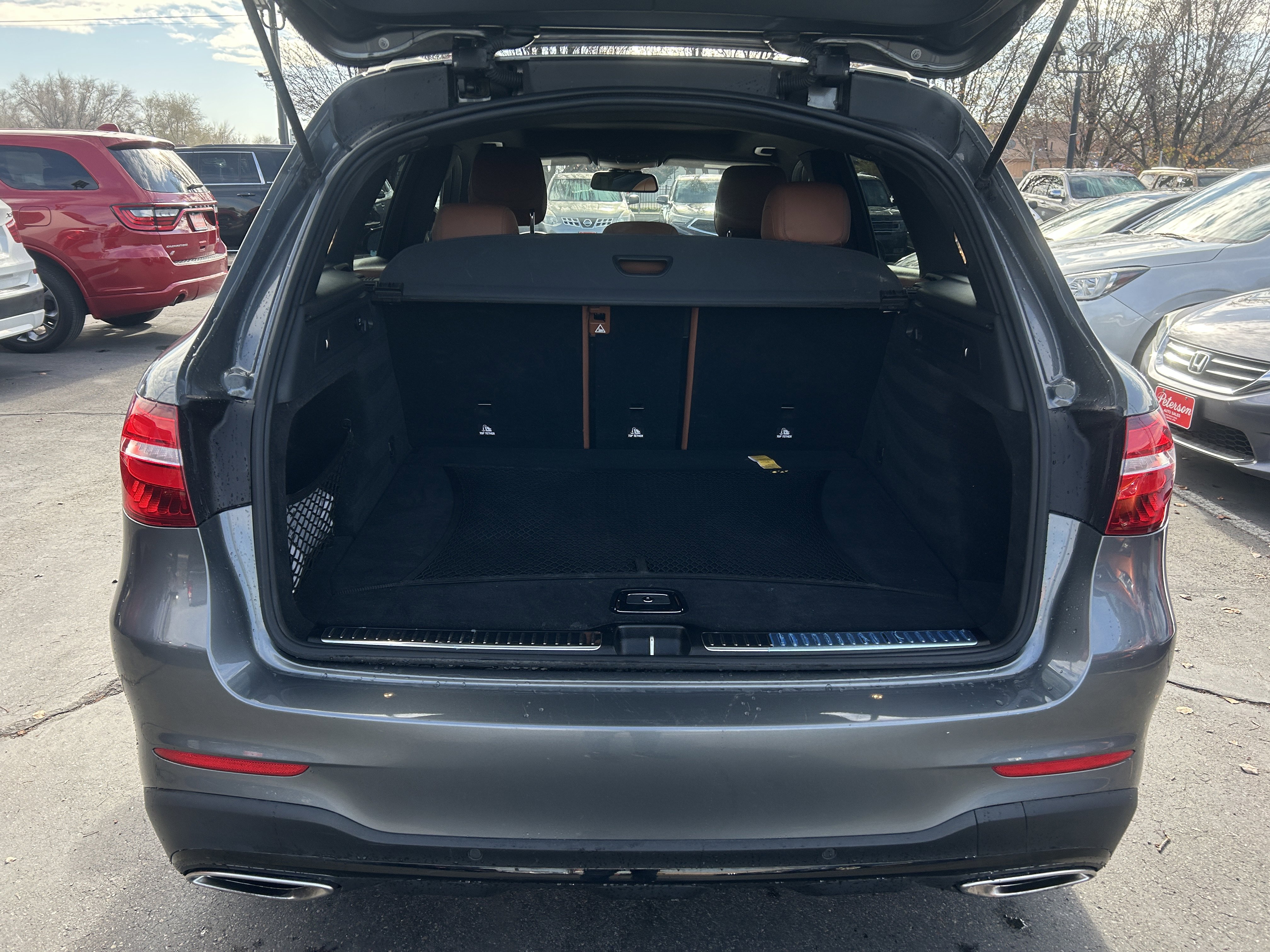 Used 2017 Mercedes-Benz GLC 300 4MATIC image 5