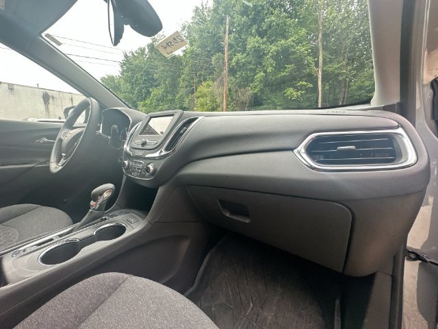 Used 2024 Chevrolet Equinox LT w/ LPO, Floor Liner Package FWD image 28