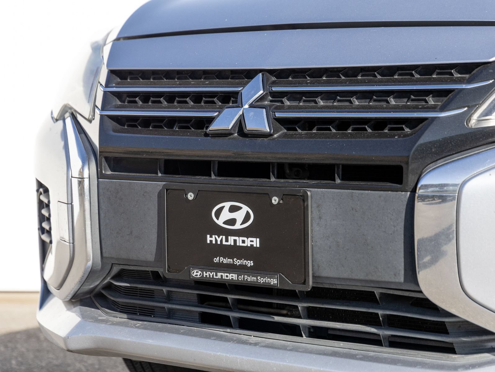 Used 2022 Mitsubishi Mirage ES FWD image 4