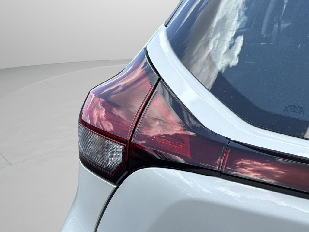 Certified 2024 Nissan Kicks SV image 6