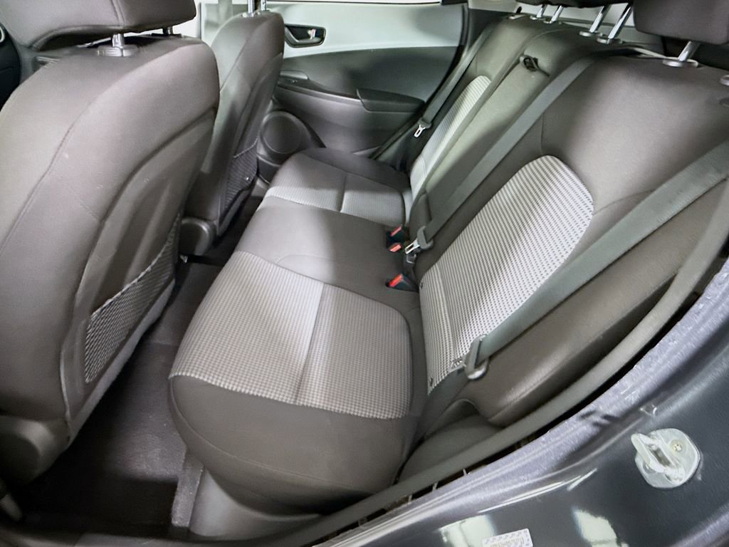 Used 2021 Hyundai Kona SEL Plus FWD image 28