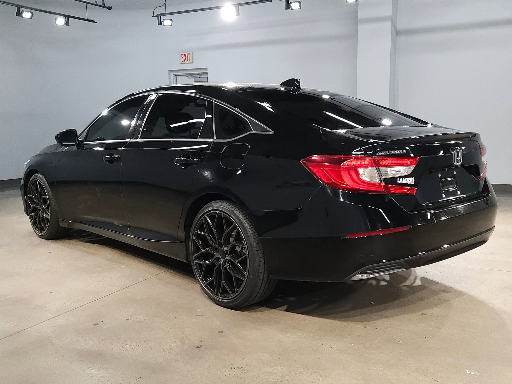 Used 2018 Honda Accord LX image 5