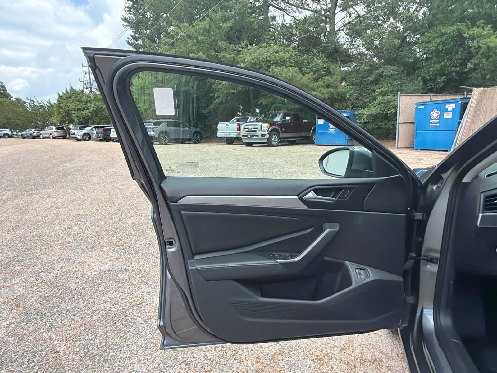 Used 2024 Volkswagen Jetta S FWD image 17