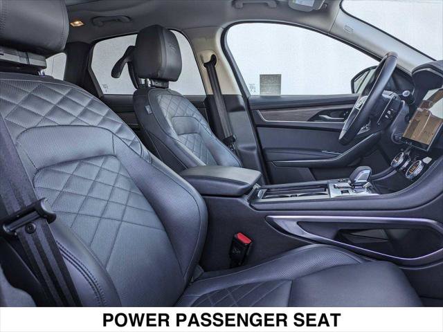 Certified 2023 Jaguar F-PACE S AWD/4WD image 31