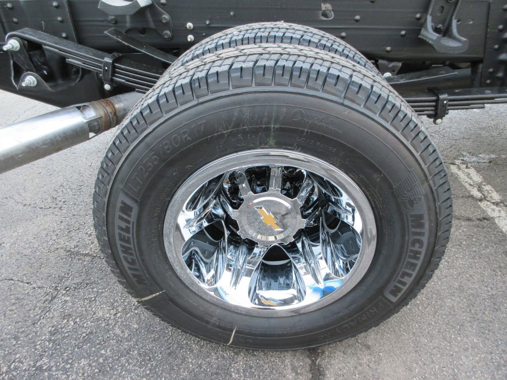New 2026 Chevrolet Silverado 3500 W/T w/ WT Convenience Package AWD/4WD image 12