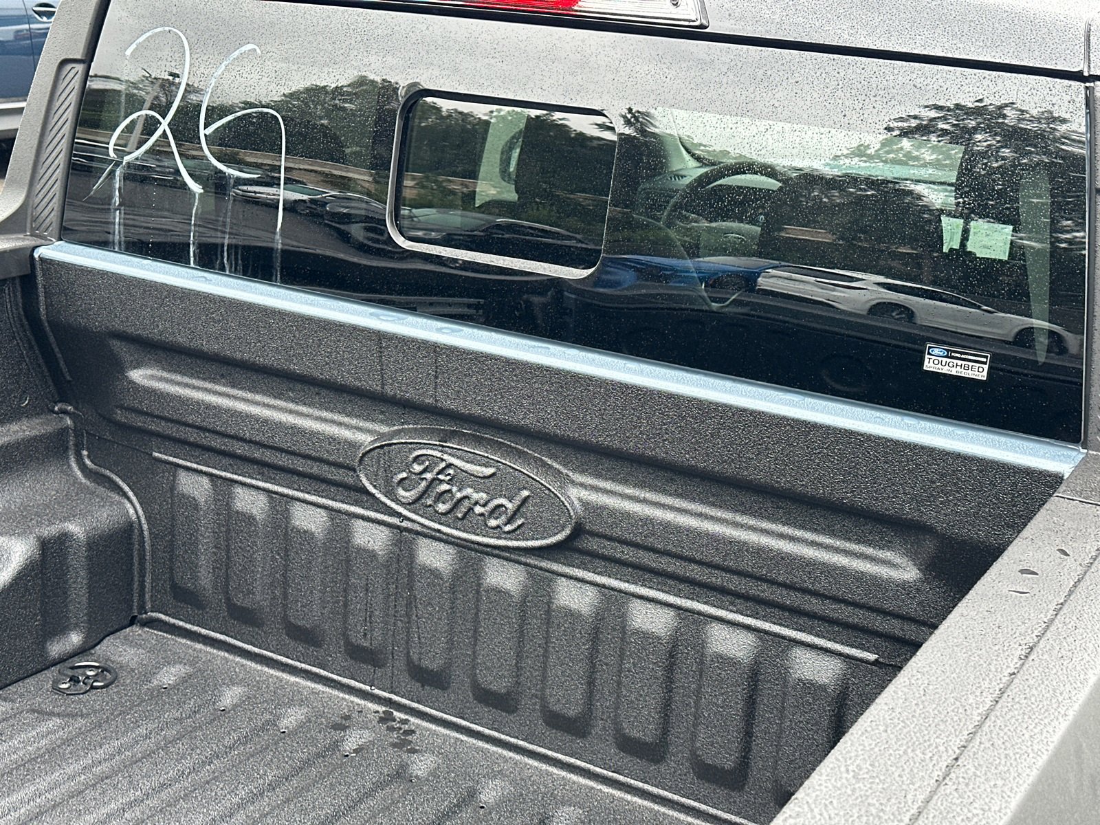 New 2025 Ford Maverick Lariat w/ Black Appearance Package image 9