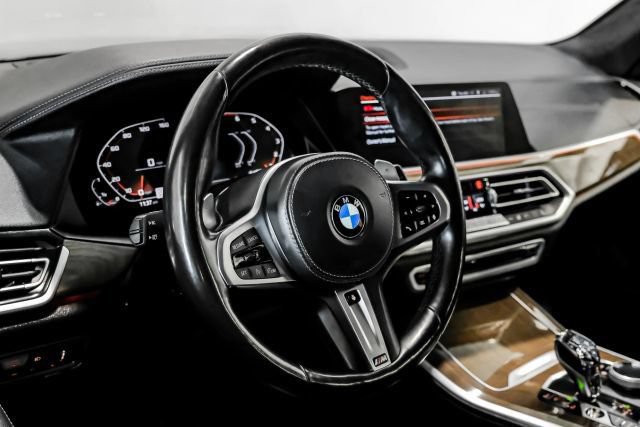 Used 2020 BMW X5 M50i AWD/4WD image 19