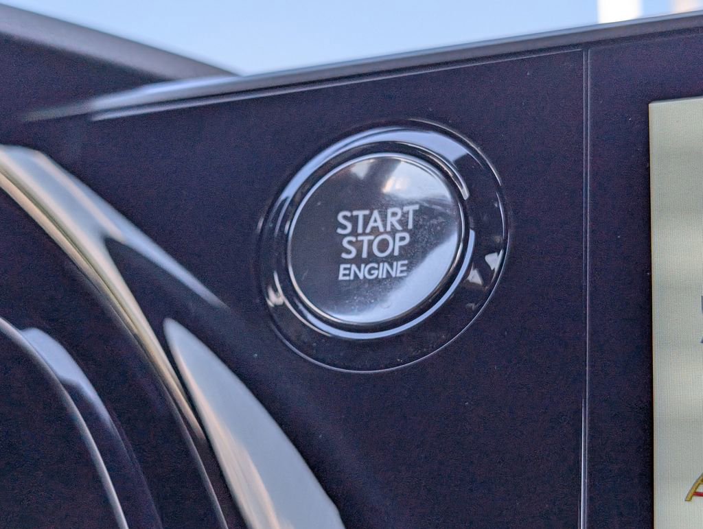 Used 2025 Lexus RX 350 Premium w/ Accessory Package (Z1) FWD image 10