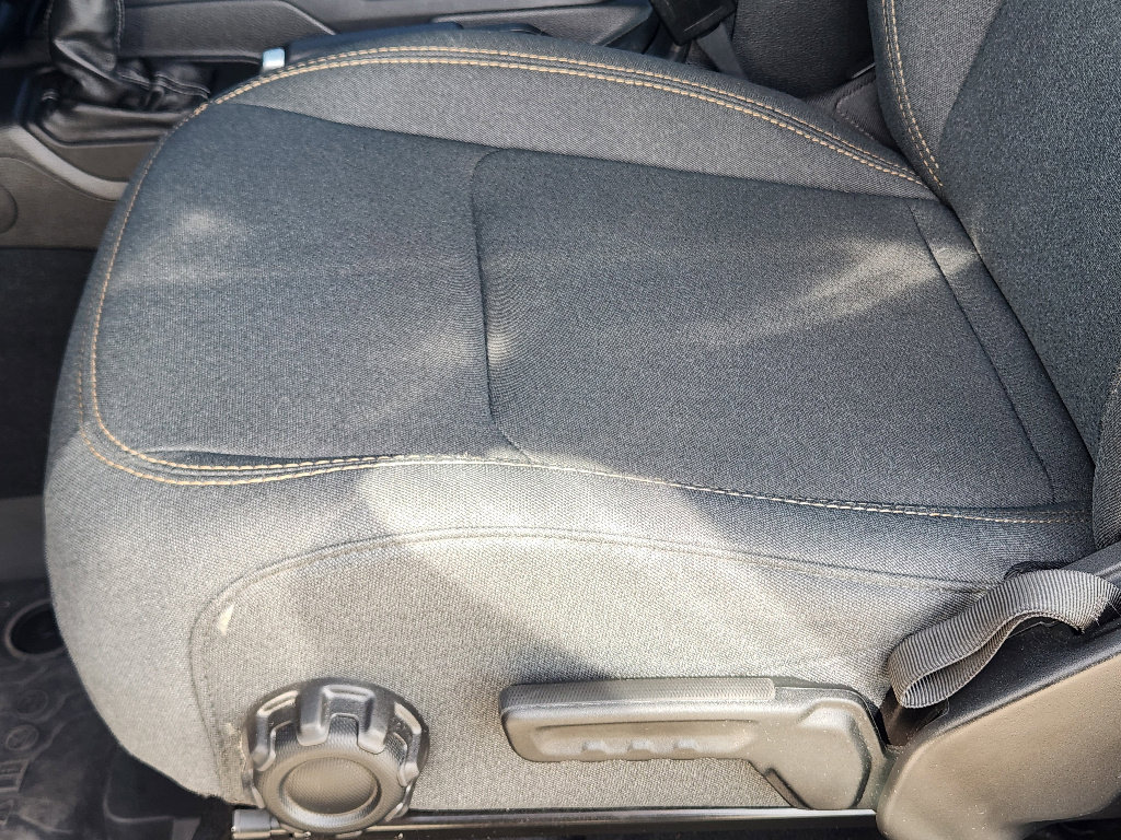 Used 2025 Jeep Wrangler Unlimited Sport image 24